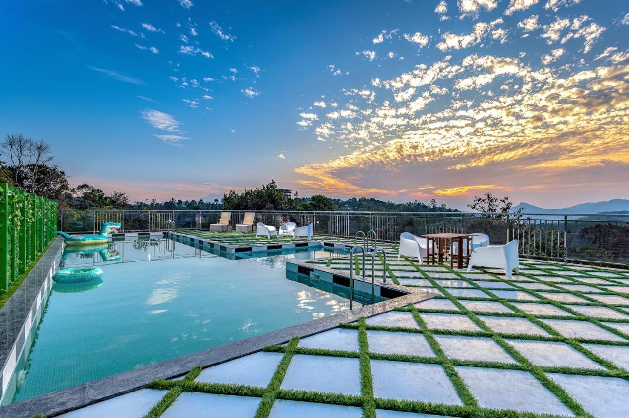 Hotel White House, Munnar Exteriér fotografie